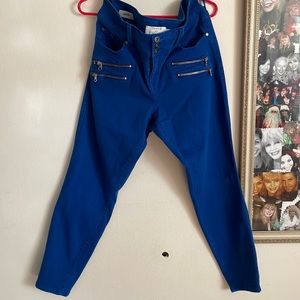 Torrid bright blue jegging with zippers